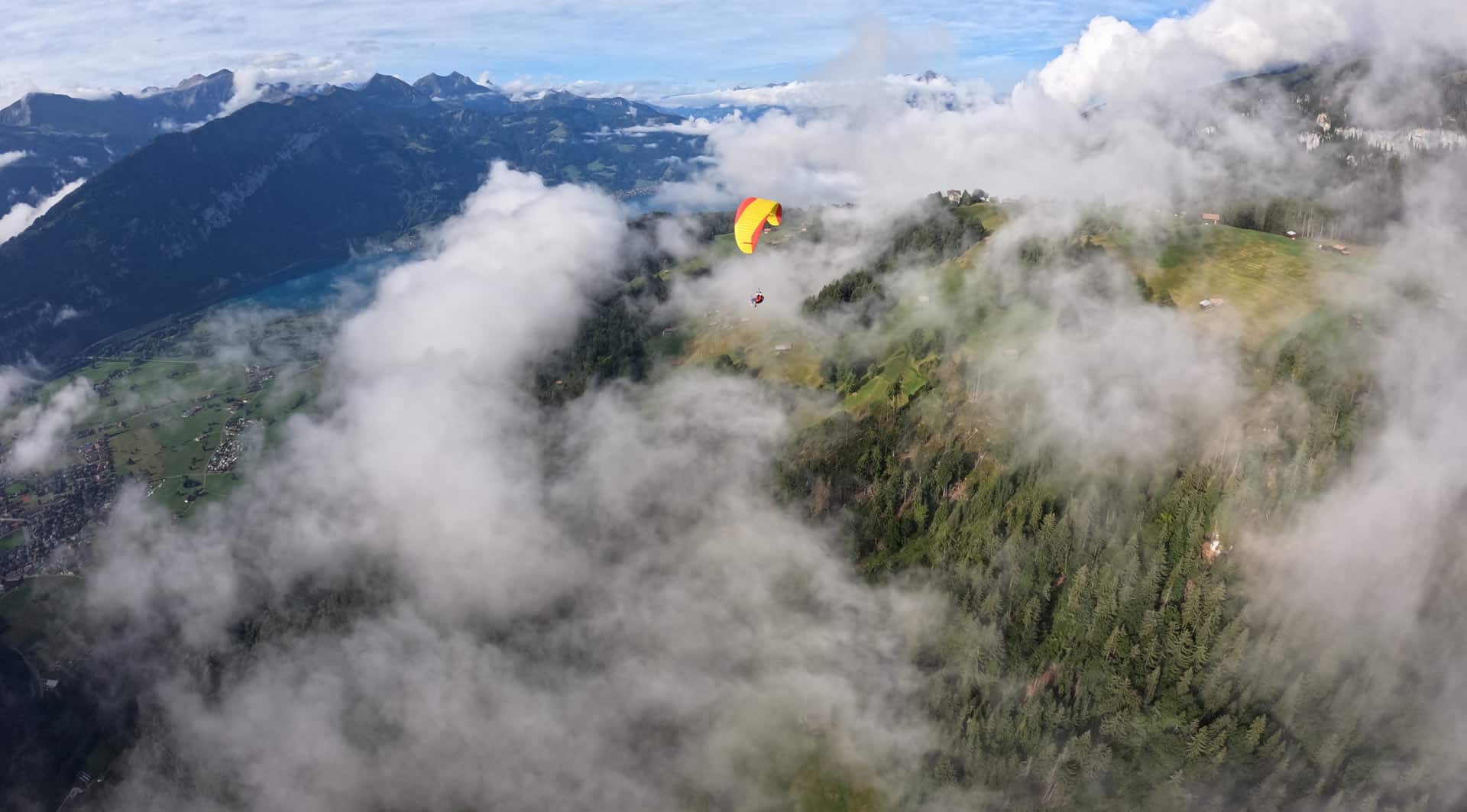 Blog Paragliding Interlaken Header